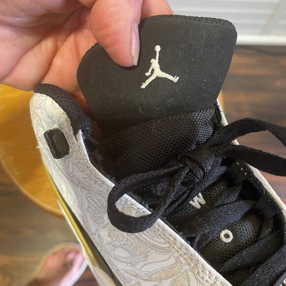 Jordan Dub Zero Mid Top Tennis Shoes - Picture 4 of 13